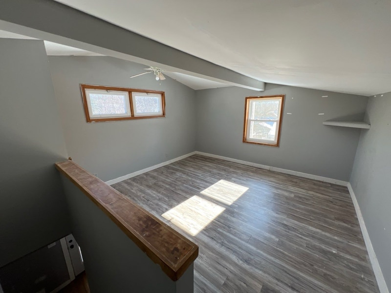 Building Photo - 383 Stewart Rd N