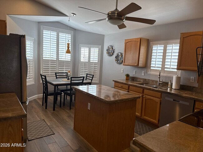 Building Photo - 4052 E Chaparosa Way