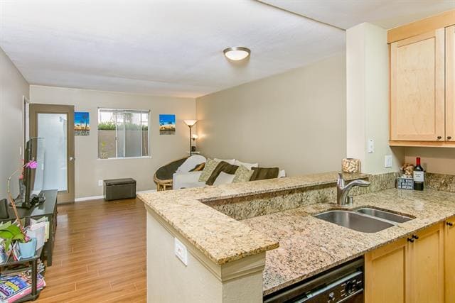Building Photo - 3520 Lebon Dr