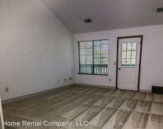 Building Photo - 4711-4761 Walma Ave SE