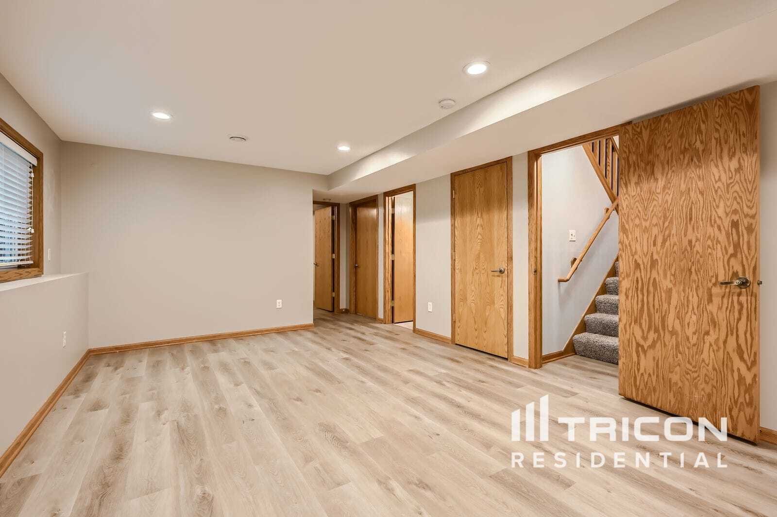 Building Photo - 54 Rosewood Dr