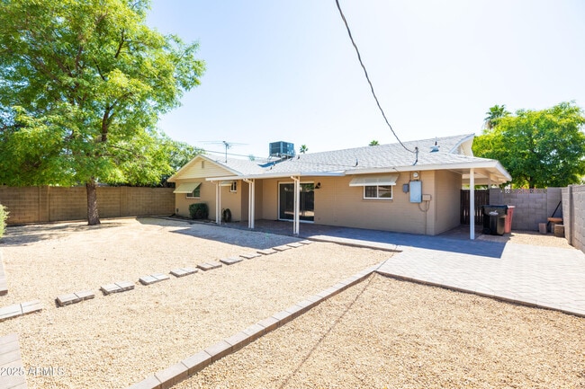 Building Photo - 3809 N 85th Pl