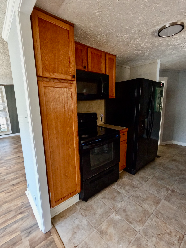 Building Photo - 437 Persimmon Ln