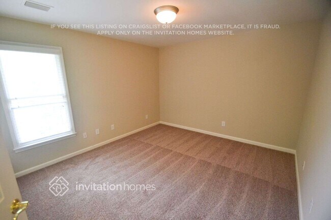 Building Photo - 3205 Christiana Cir