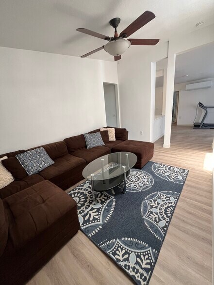 Building Photo - 11171 Cactus Dr