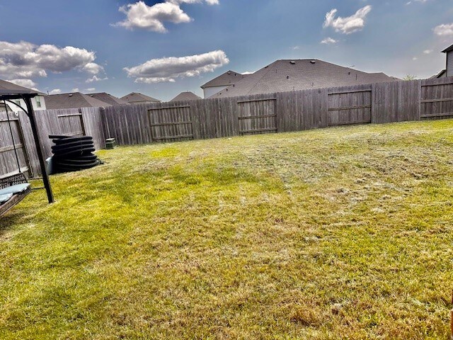 Building Photo - 15338 Majestic Knight Dr