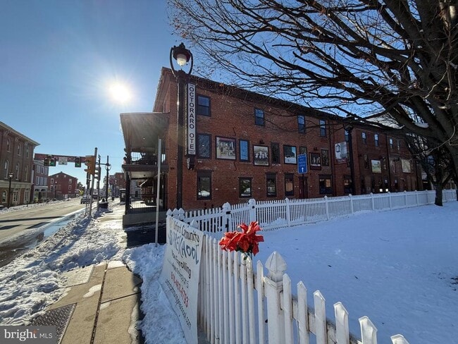 Building Photo - 2 S 3rd St