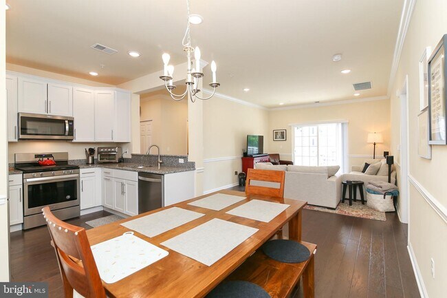 Building Photo - 5322 Palomino Ct