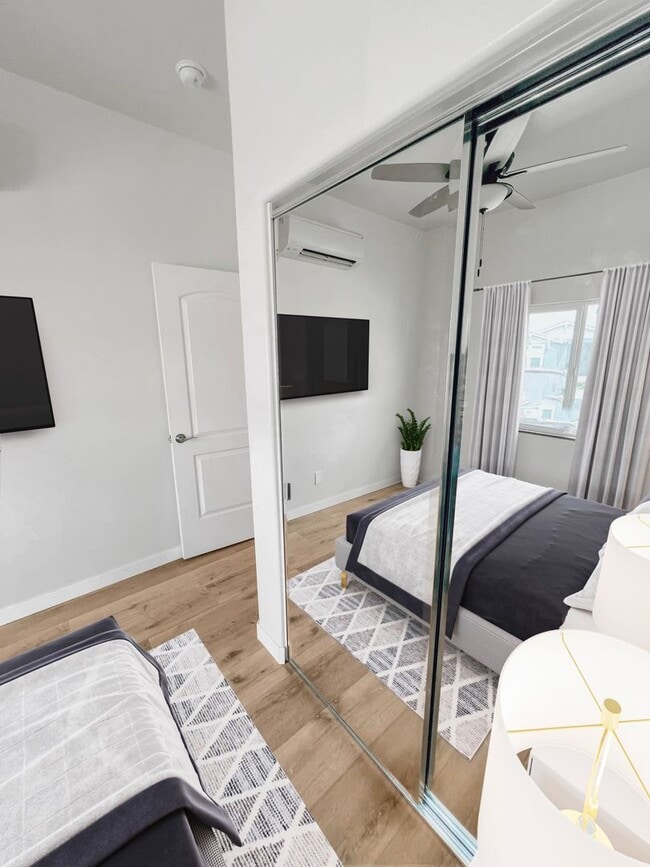 Building Photo - Luxury 2 Bed / 2 Bath in Winters! 1.1 Mile...