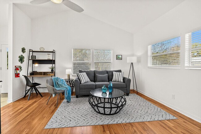 Building Photo - 27 Old Mission Ave