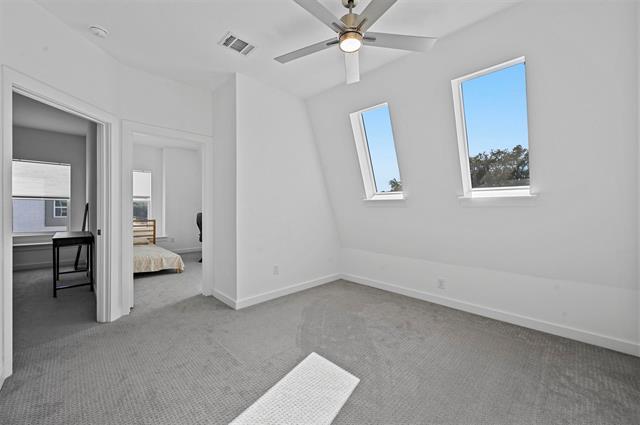 Building Photo - 375 Oakbend Dr