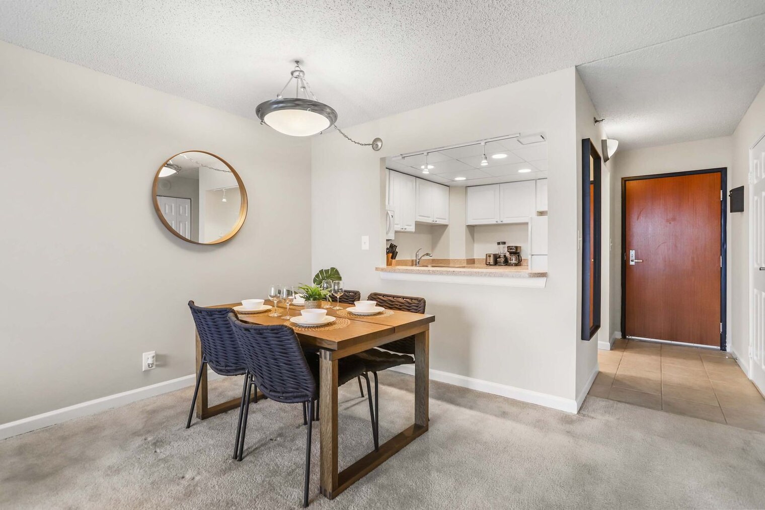 Building Photo - 401 12th St S