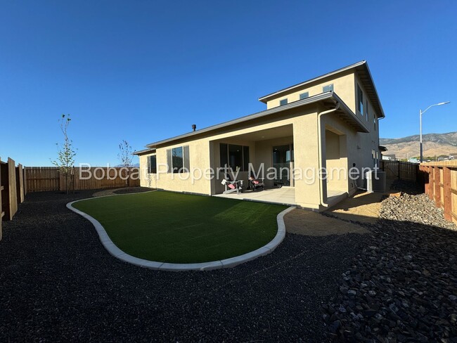 Building Photo - New Ryder Home Tons of Upgrades