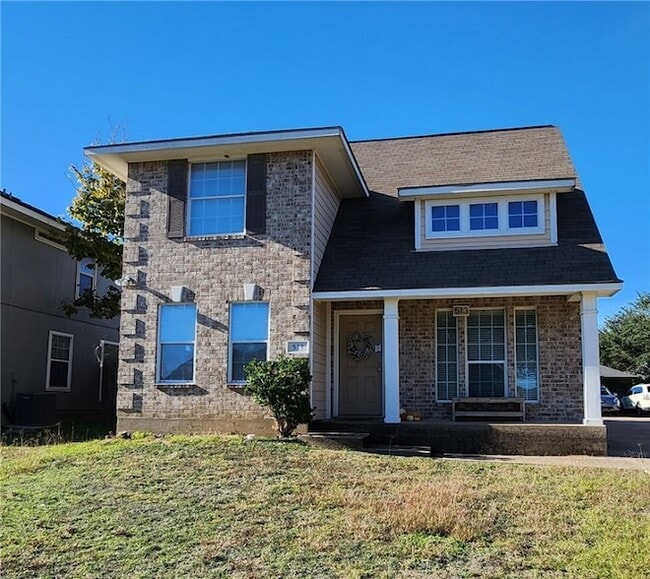 Building Photo - 513 Nelson Ln