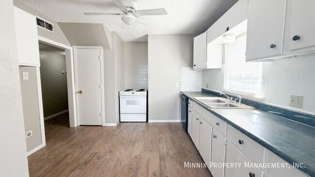 Building Photo - 2123 18th St