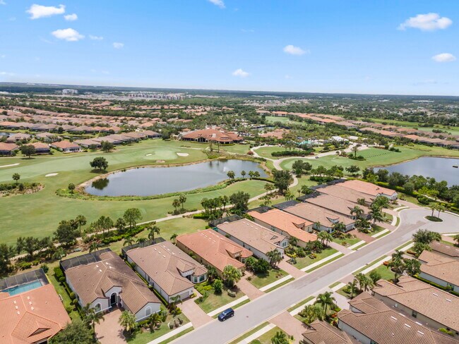 Building Photo - 4622 Benito Ct