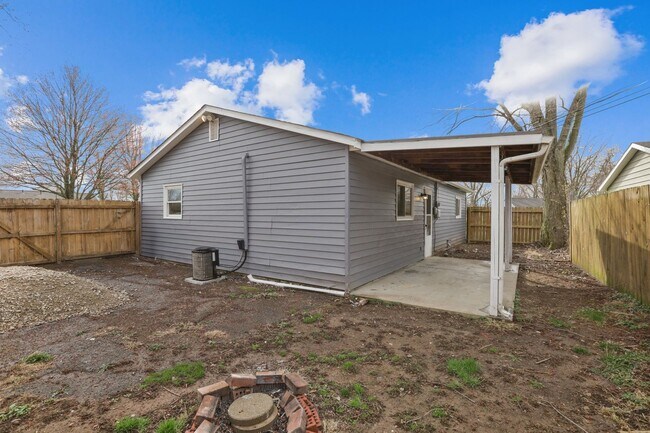 Building Photo - 5322 Newport Rd