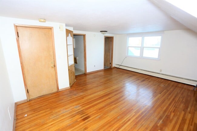 Building Photo - 1924-1925 5th Ave N