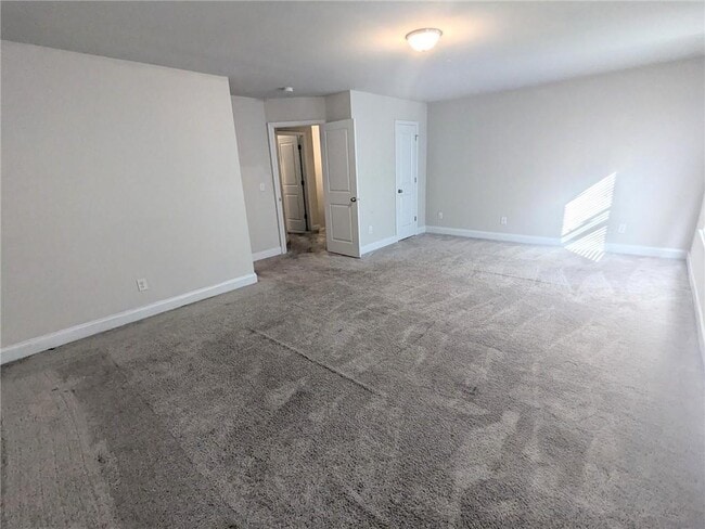 Building Photo - 2421 Castle Keep Way