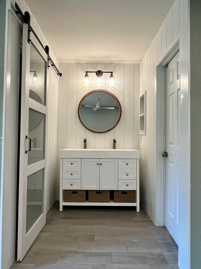 Primary Bedroom - Dual Sink and Shiplap Design - 3028 Via Sabinas