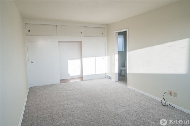 Building Photo - 3bd/1.75ba Bellevue Home