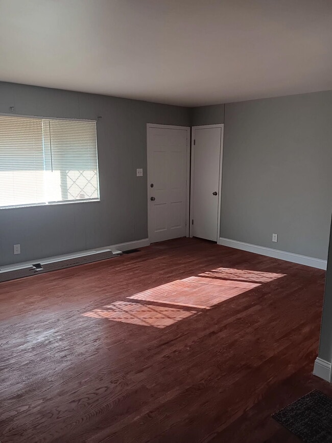 Building Photo - 8862 Zodiac Dr