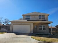 Building Photo - 607 NE Ave E Pl