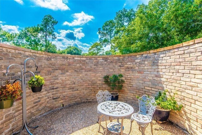 Building Photo - 1518 Durfey Ln