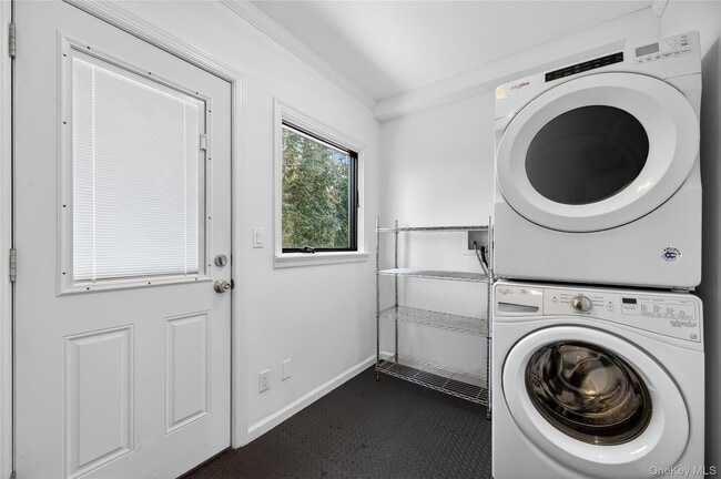 Building Photo - 2 Prospect Ave