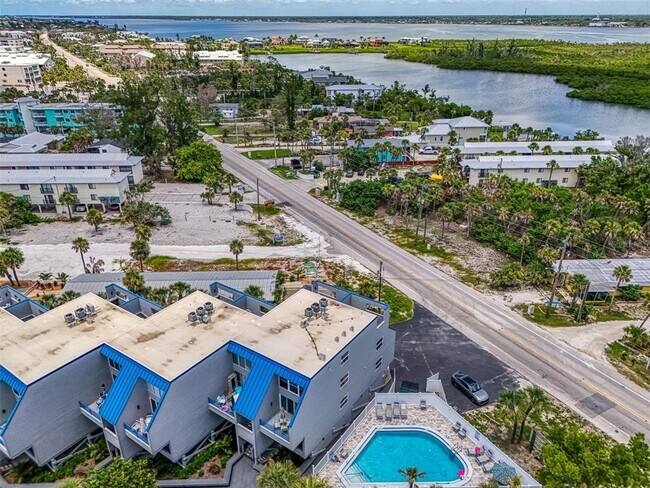 Building Photo - 2400 N Beach Rd