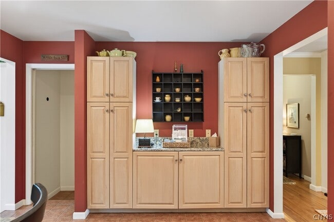 Building Photo - 3862 State St