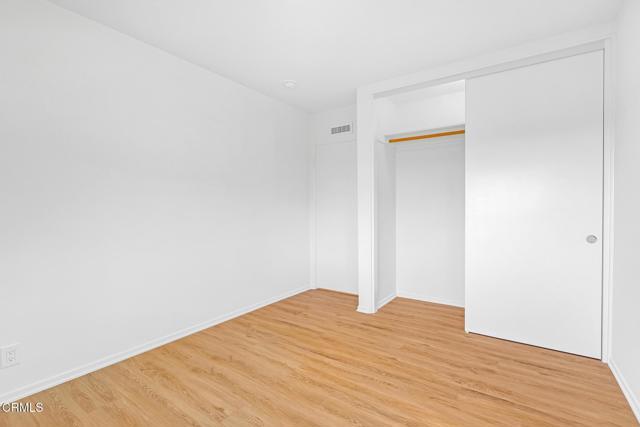 Building Photo - 1685 Poppy Peak Dr