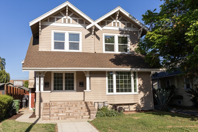 Building Photo - 4210 Halldale Ave