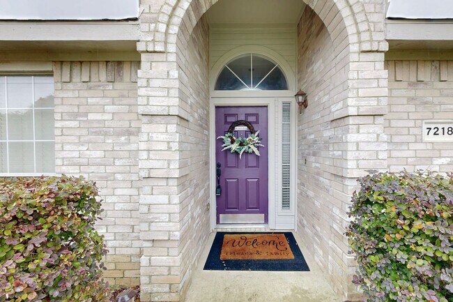 Building Photo - Lovely Updated home in Princeton Park!