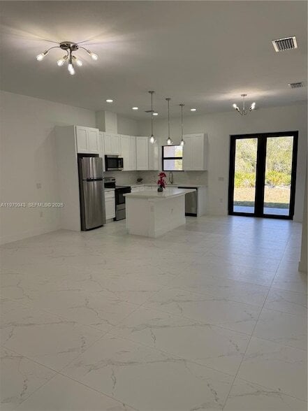 Building Photo - 20 Organ St