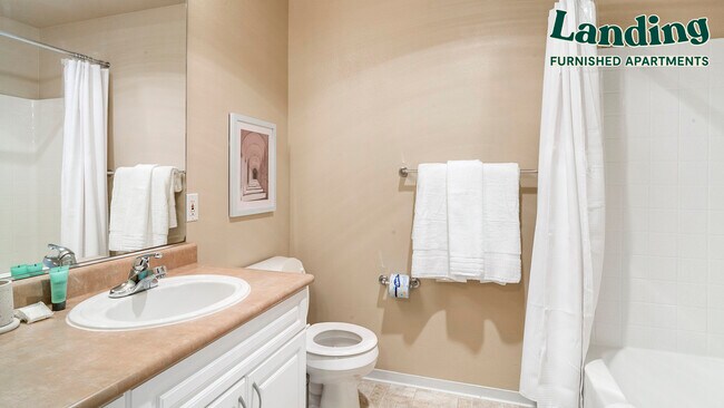 Building Photo - 315 1st Ave W