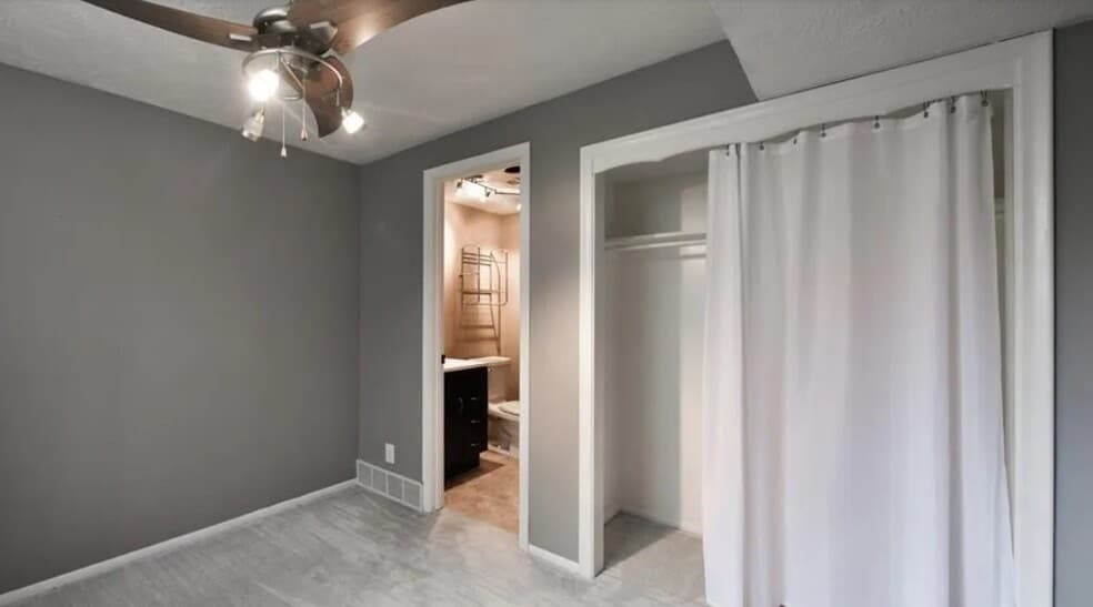 Building Photo - 13509 Carpenter St