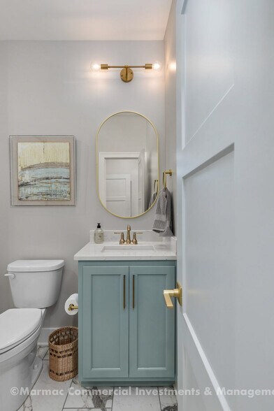 Building Photo - 154 N Poplar St