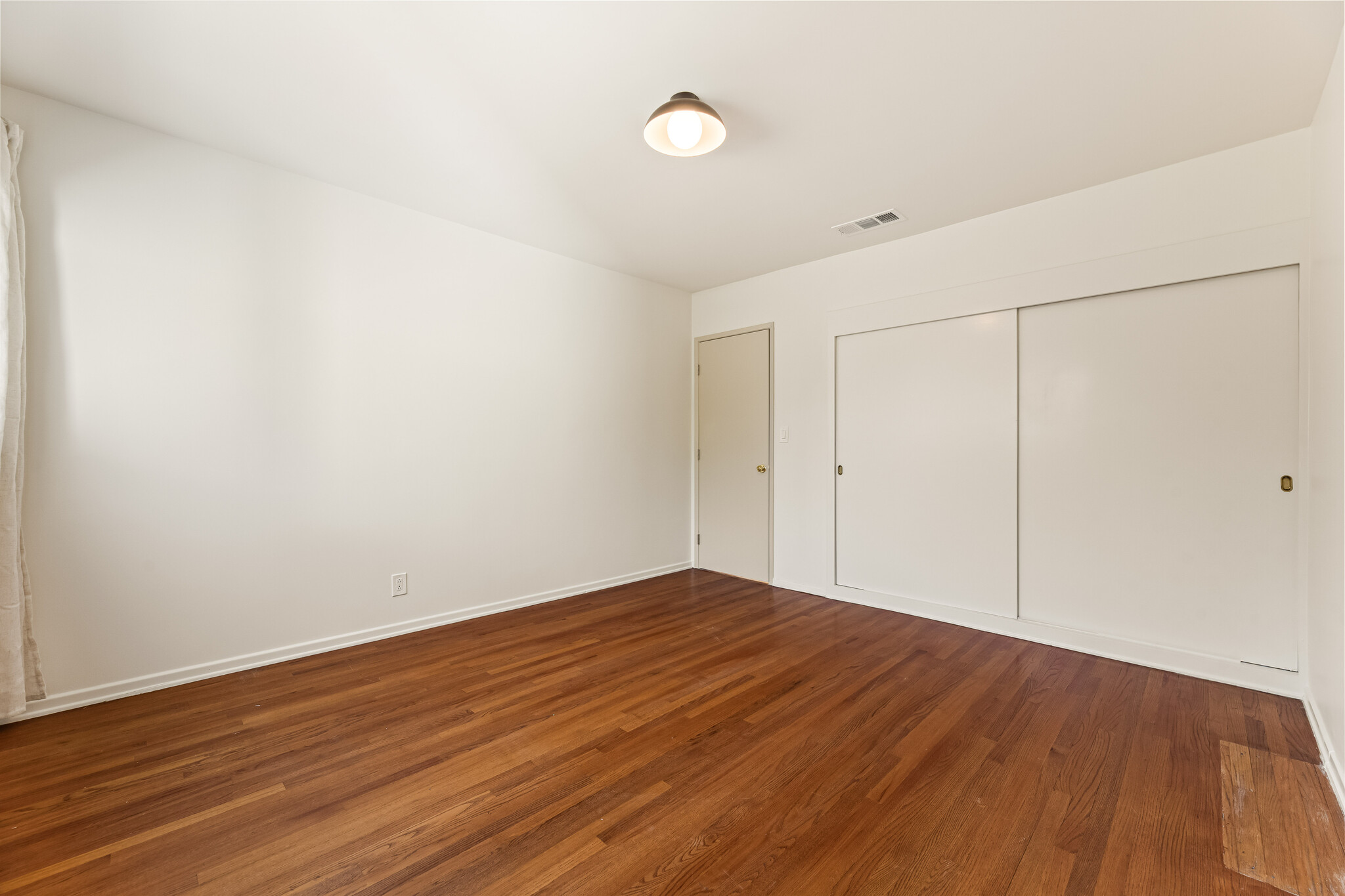 Building Photo - 3205 Fairesta St