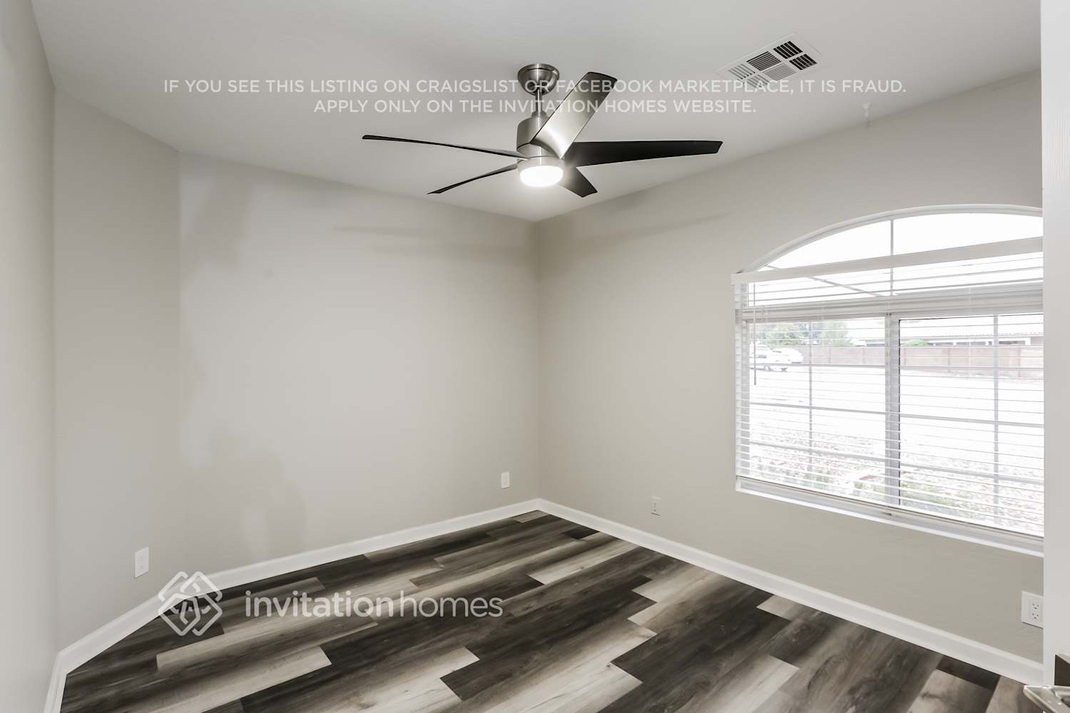 Building Photo - 2953 E Oakland Ct