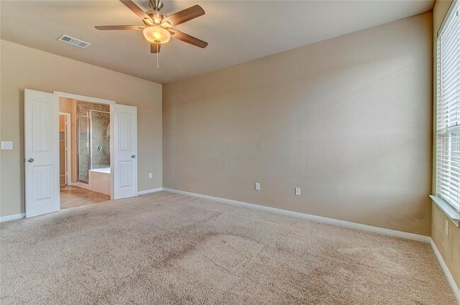 Building Photo - 225 Deep Creek Dr