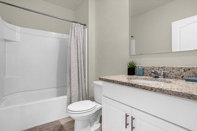 Building Photo - 1842 Egret Meadows Ave