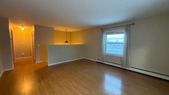 Building Photo - A spacious (4) bedroom corner lot home in Chugiak!