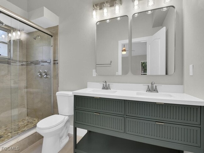 Building Photo - 1931 SW 36th Terrace