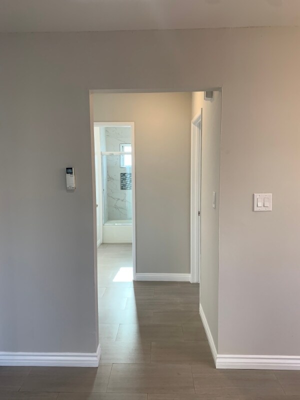 Building Photo - 1523 W 81st St