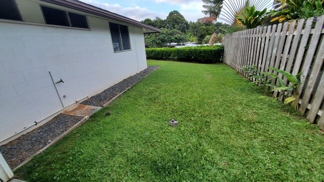 Building Photo - Crown Terrace single story with attached s...