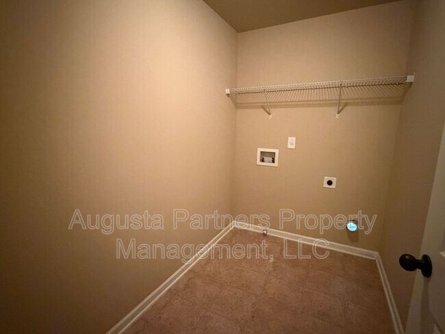 Building Photo - 3012 Burgess St