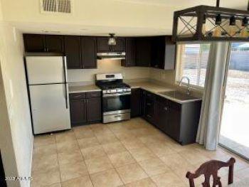 Building Photo - 1531 W Michelle Dr