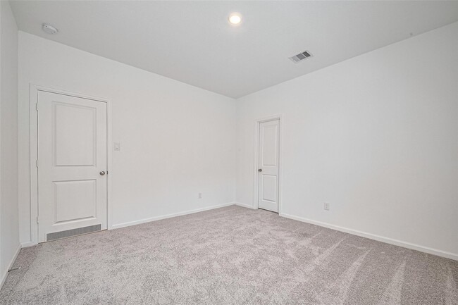 Building Photo - 2430 Dewford Fls Dr