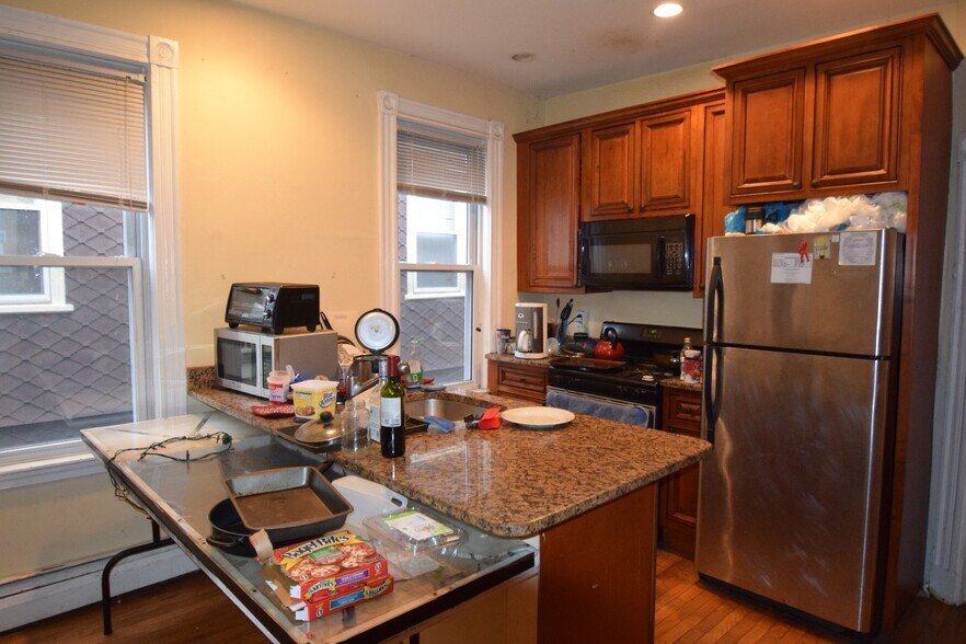 Primary Photo - 36 Cherokee St